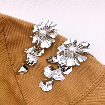 Ретро двухслойные металлические серьги в виде цветов для женщин, геометрические модные украшения из жемчуга Brincos, Романтические дизайнерские серьги