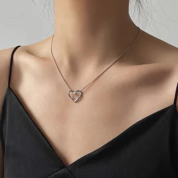 Выдалбливающее ожерелье любви женское 2023 новое ins в стиле хип-хоп, роскошный дизайн ниши, цепочка для ключиц в форме сердца